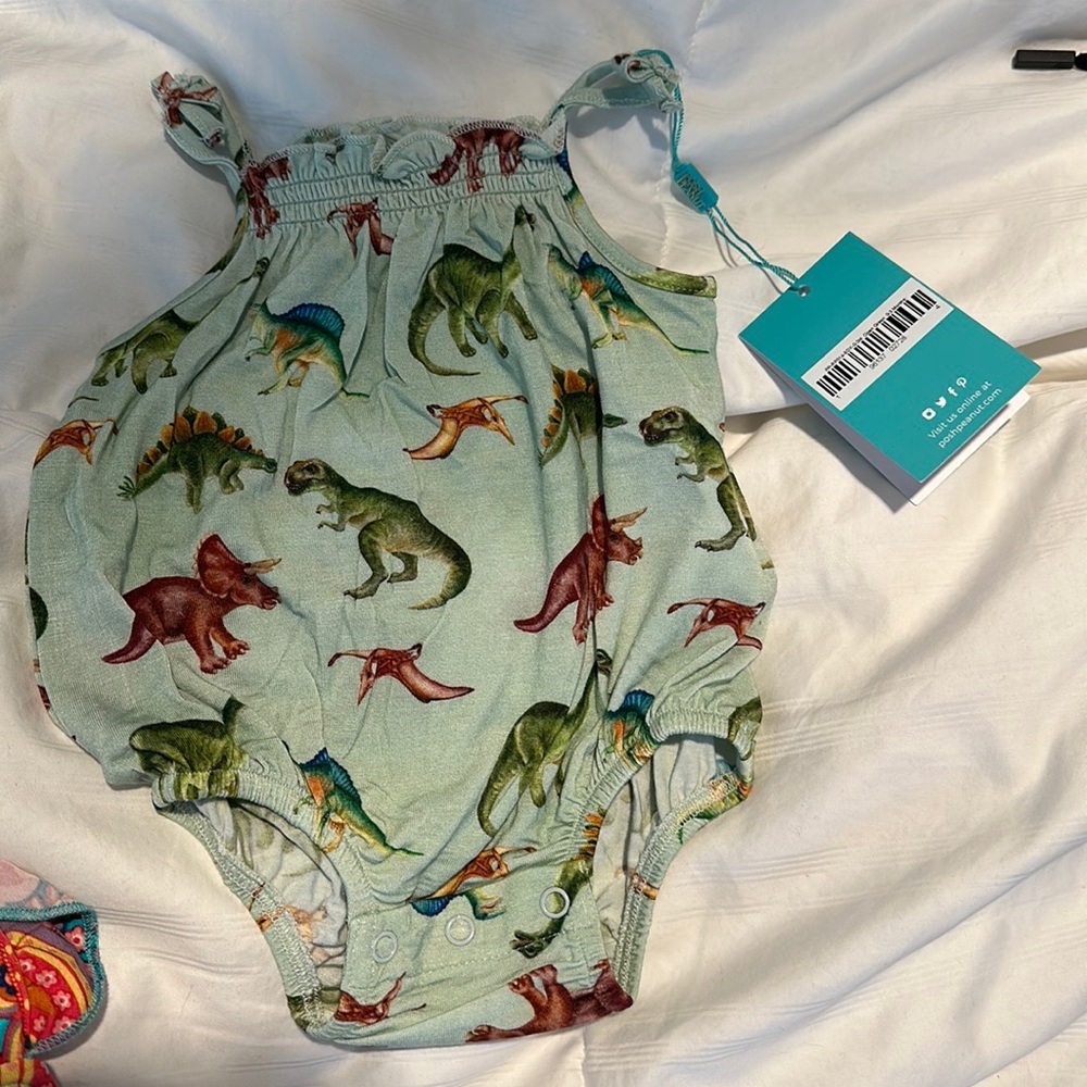 Posh Peanut onesie 0-3mo